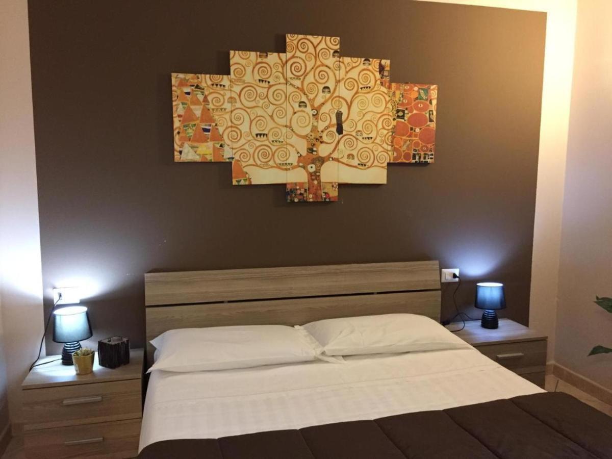 Ded 2 Only Sleep Bagno Privato Parma Exterior foto